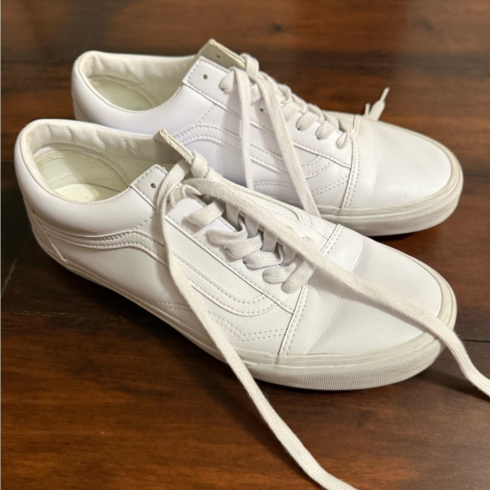 Vans White Leather Sneakers Minimalist Design
